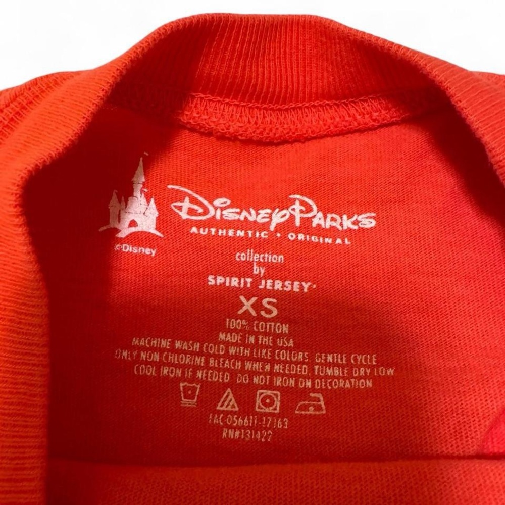🐭Walt Disney World Spirit Jersey - Est. 1971 | Coral Red XS 🎢 - Picture 7 of 9
